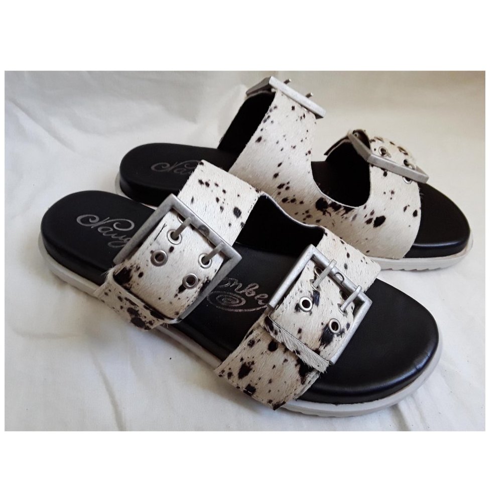 Naughty Monkey-Hey Pony-Black/White sandal 6